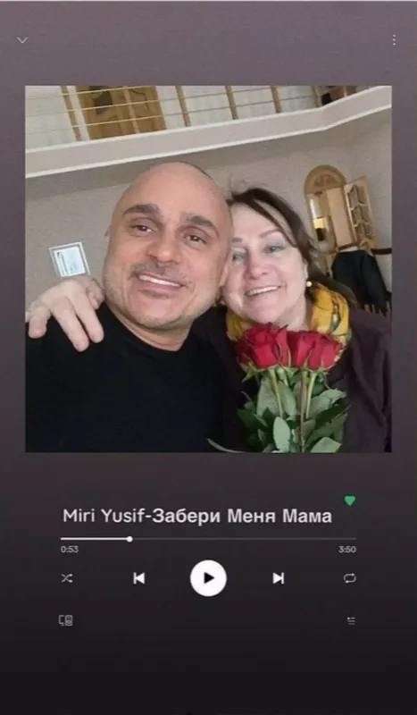 Miri Yusif mahnılarını ailəsindəki xanımlara həsr etdi