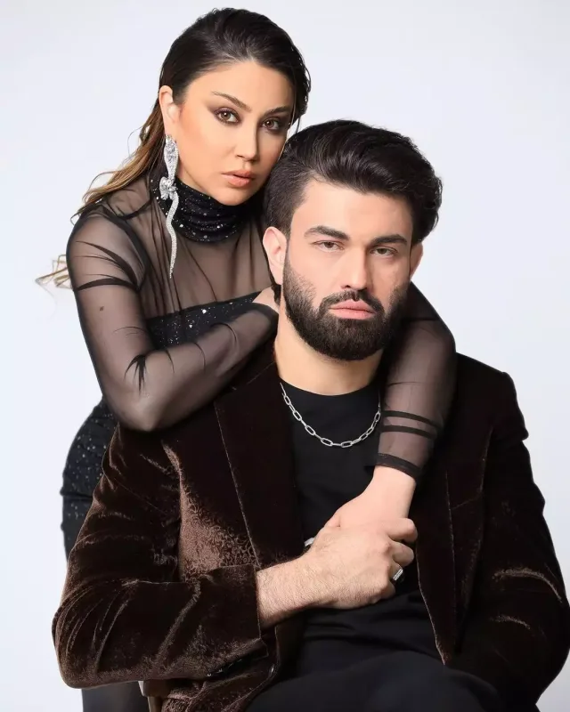 Damla və Ülvi Qılınc duetlərini təqdim etdi