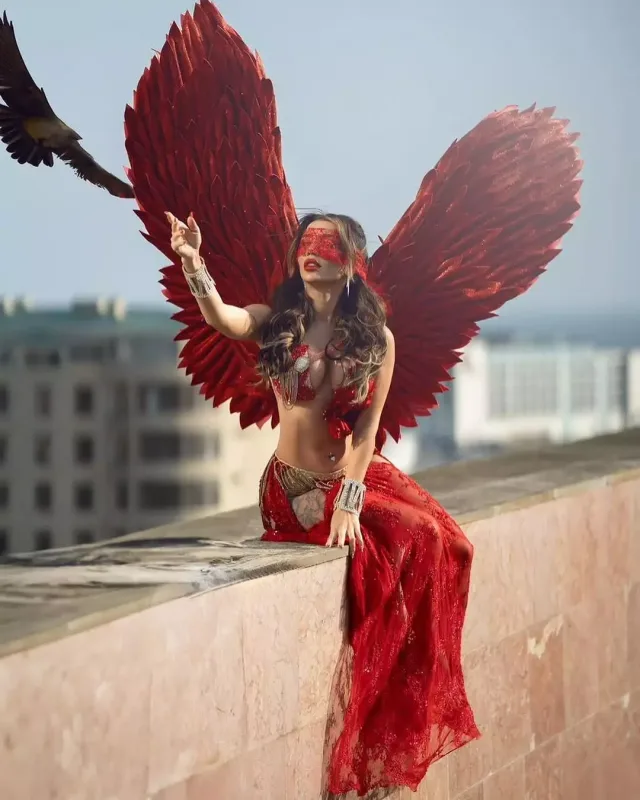 Çəkiliş üçün gözübağlı yeddinci mərtəbəyə çıxdı