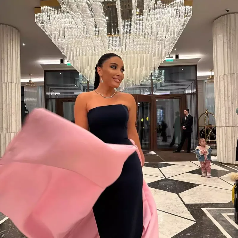 Günay 3 günə 3 ölkə gəzdi