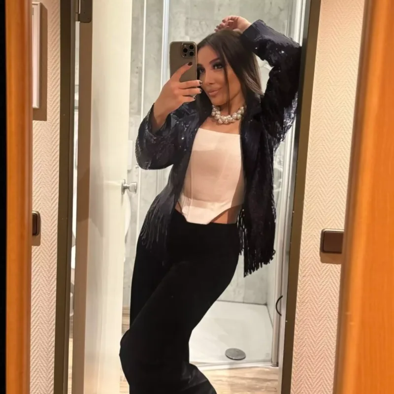 Günay 3 günə 3 ölkə gəzdi