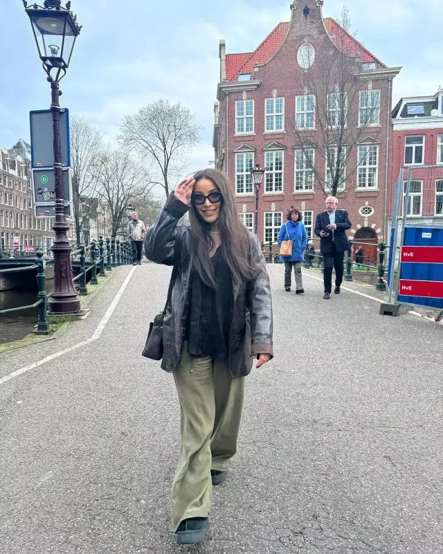 Günay 3 günə 3 ölkə gəzdi