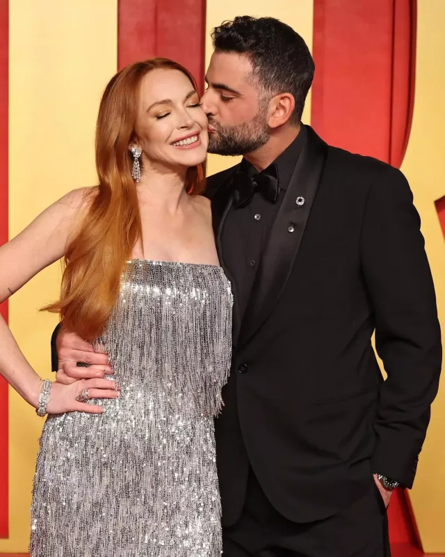 Qırmızı xalıda üstünlük yarışı!