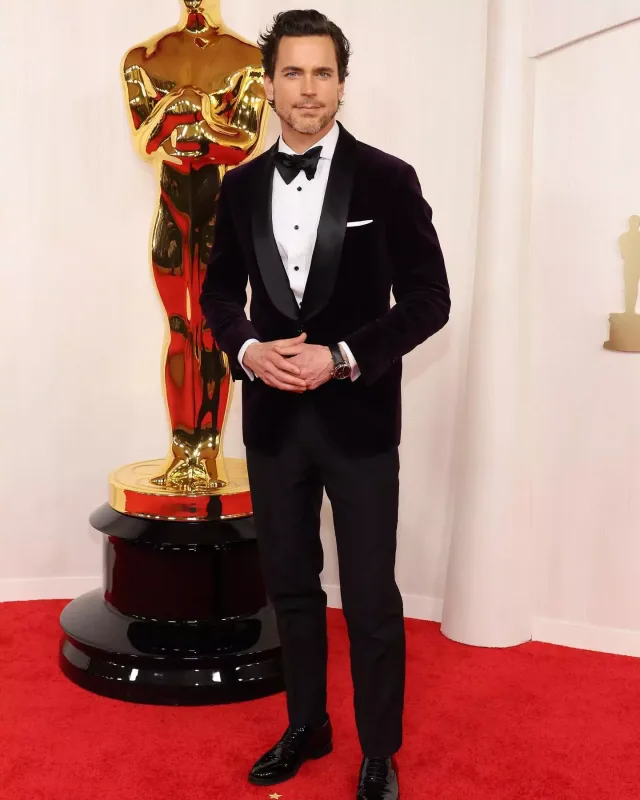 Qırmızı xalıda üstünlük yarışı!