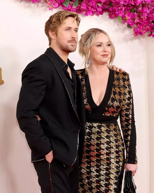 Qırmızı xalıda üstünlük yarışı!