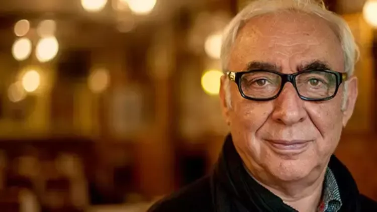 Cənazədə şəkil çəkdirmək istəyənlərə qışqırdı