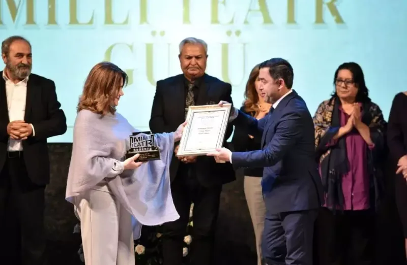 Milli Teatr Mükafatları təqdim edildi