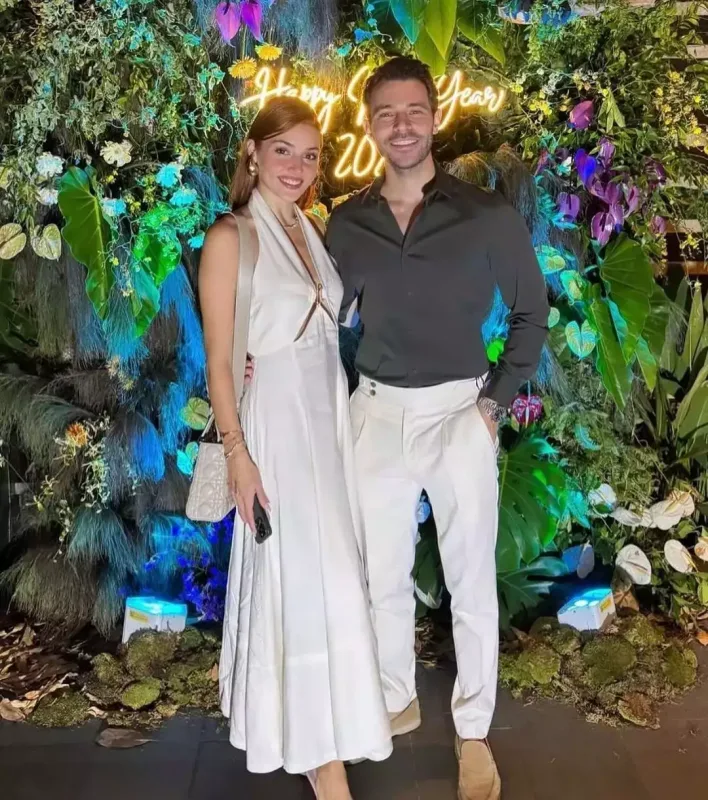 Hande sevgilisindən danışdı