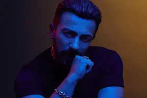 Şəhrinin yarı var?