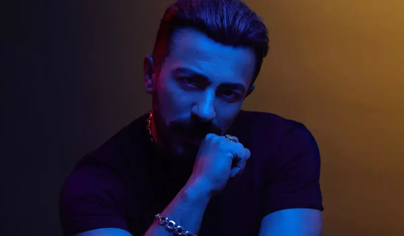 Şəhrinin yarı var?