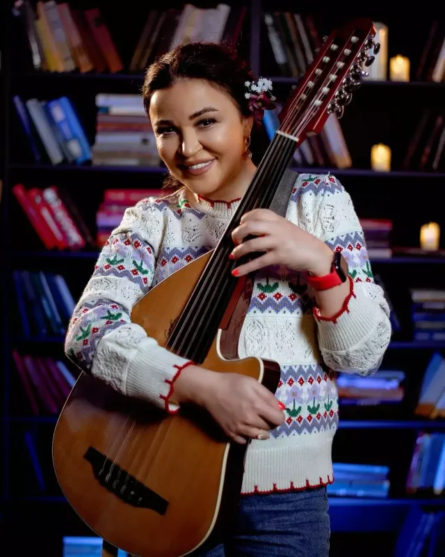 “Bizim işimiz müğənniyə nisbətdə çətindir”