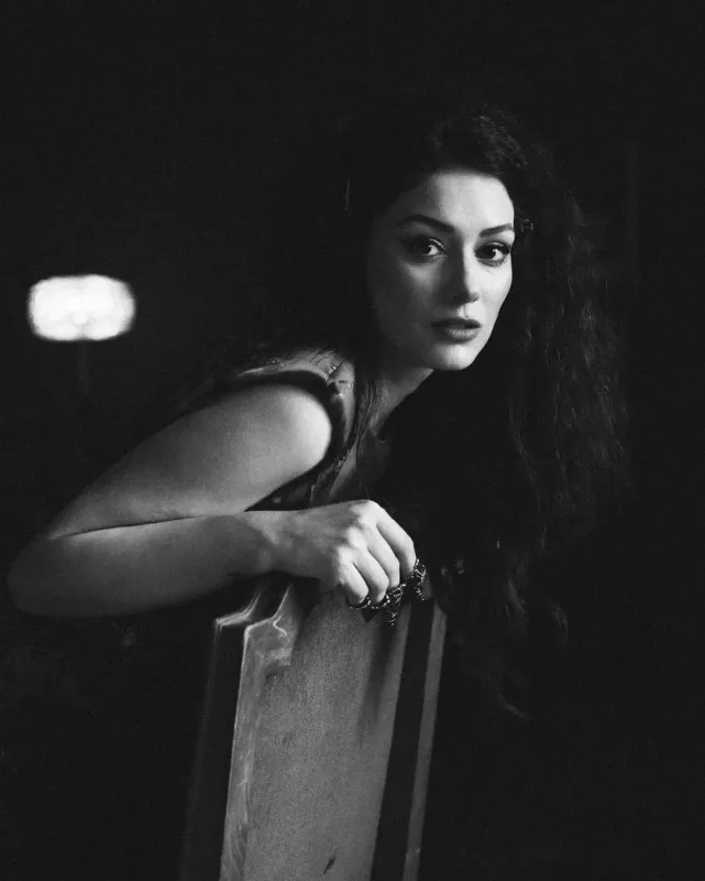 Turanə “Vogue” üçün çəkdi, amma...