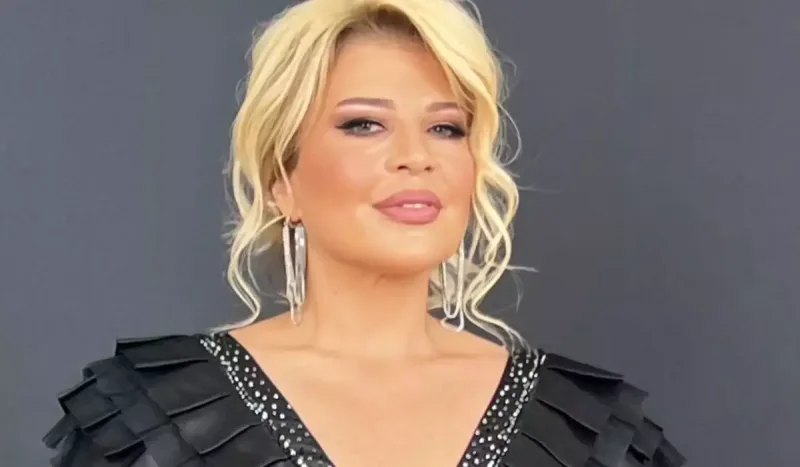 “Bizim bayraqlarımız yerdə ola bilməz”