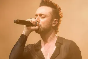 Yazdığı mahnını süni intellektlə özünə oxutdurdular