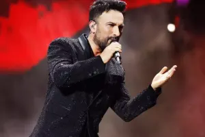 Studiyadan 10 saat sonra çıxdı