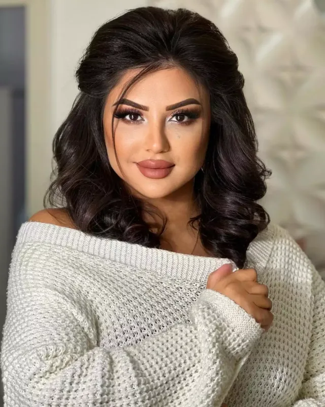 Xəyalənin barmağına tikiş atıldı