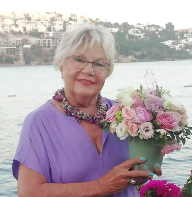 Gəmiylə Kiprə gedəcək