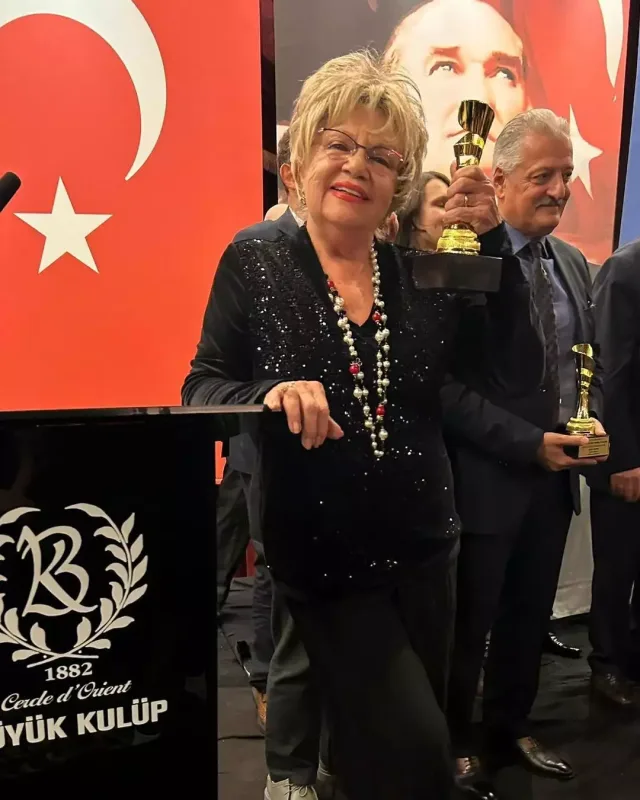 Gəmiylə Kiprə gedəcək