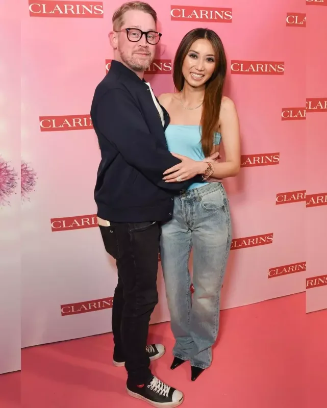 “Kevin” xanımı ilə qırmızı xalıda