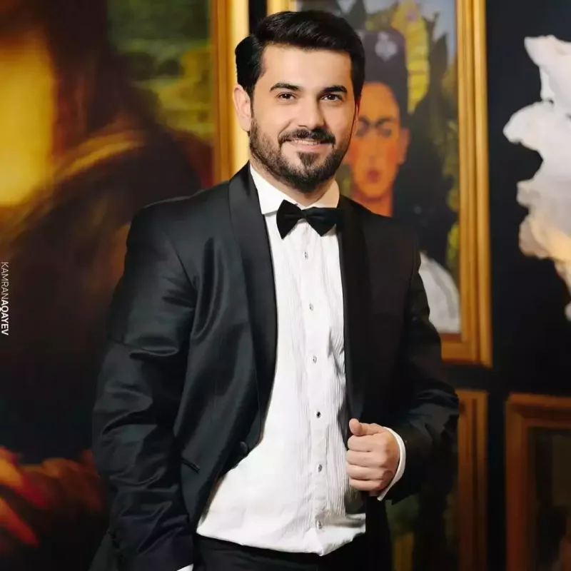 “İkisi də mənəm”