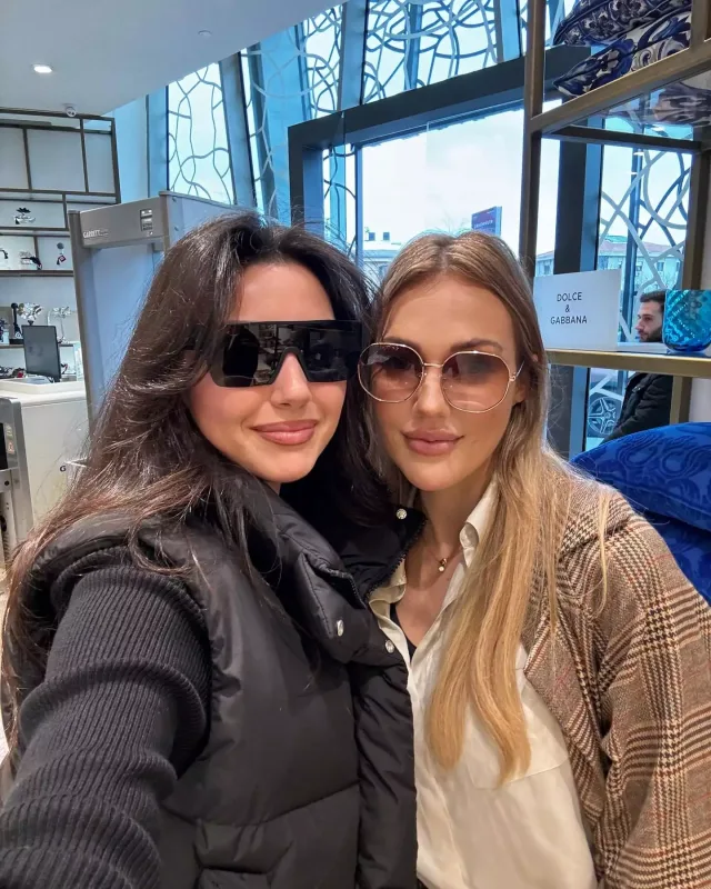 Safura Meryem Üzerli ilə