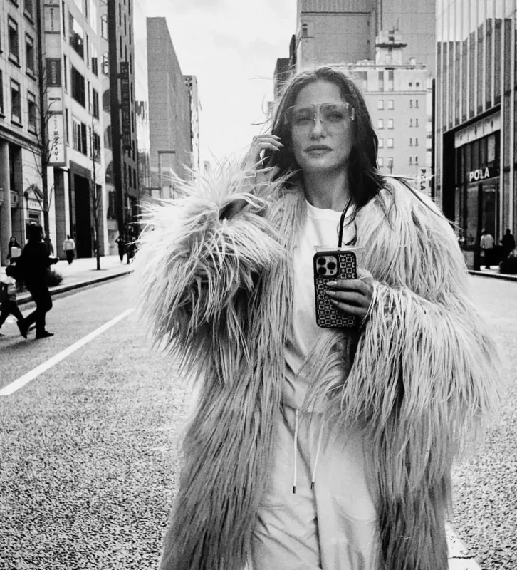 Serenayın Tokioda küçə stili