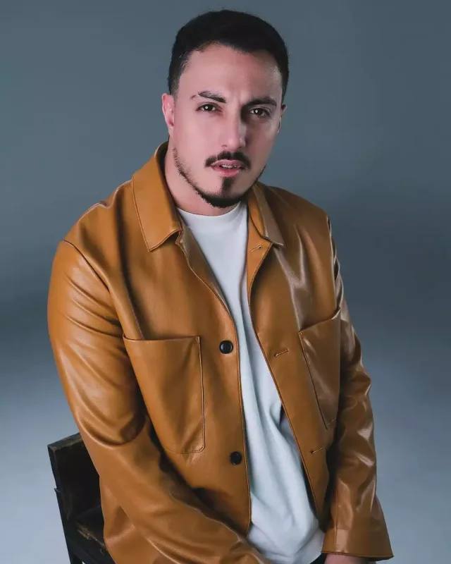 “İki bığlı kişi gedir Avroviziyaya”