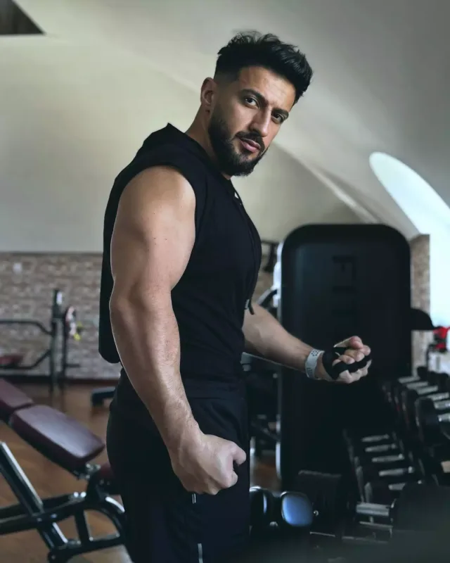 Fit Abbas...
