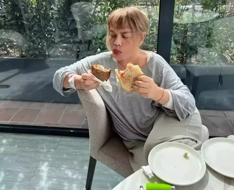 Sezen bu xəstəlikdən əziyyət çəkirmiş