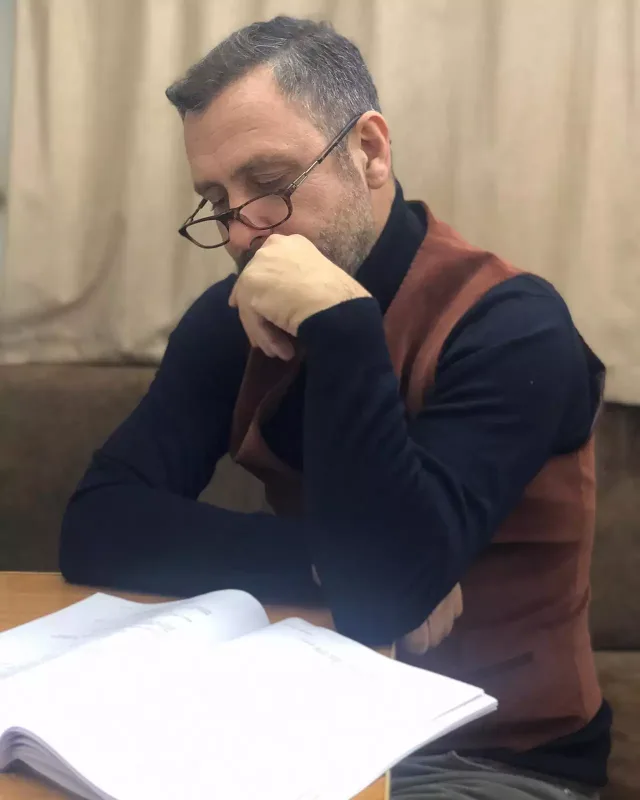 “Dırnağımı boyamışam”