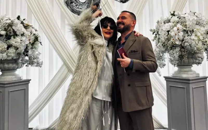 Hamilə ikən evləndi