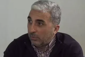 “Kosa, keçəl, kloun kimi getmişəm”