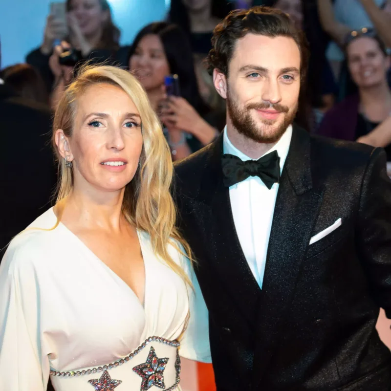 Özündən 23 yaş böyük xanımından danışdı