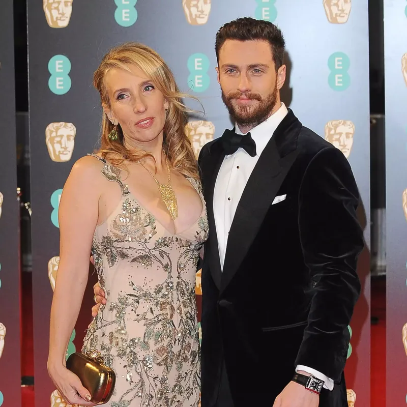 Özündən 23 yaş böyük xanımından danışdı