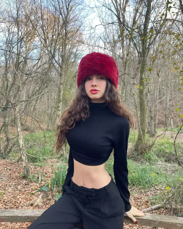 Yaş fərqləri müzakirələrə səbəb oldu