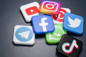 Amerikada uşaqlara sosial media qadağası