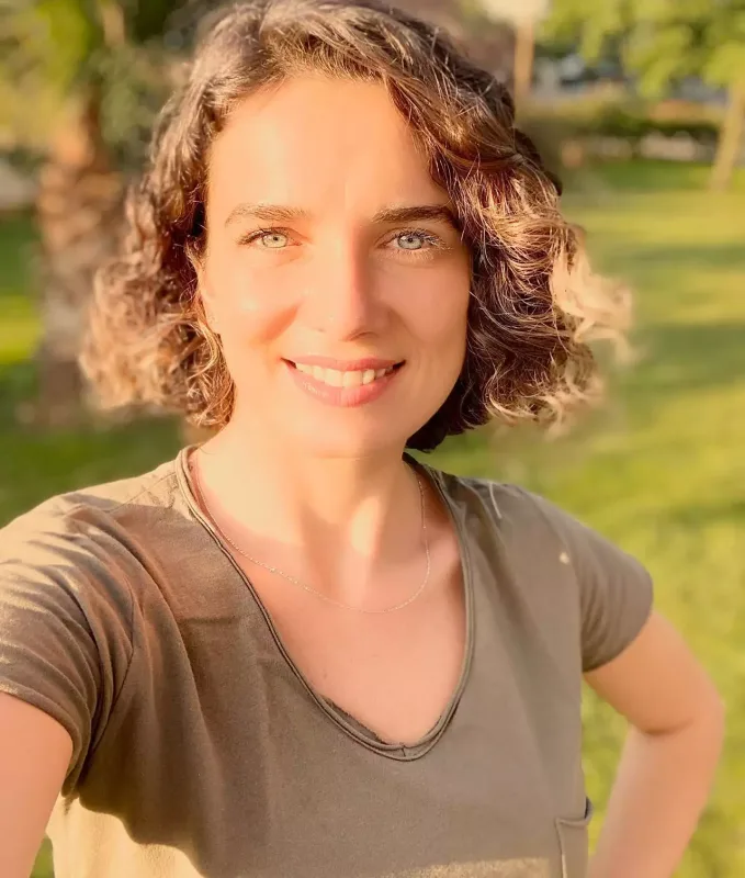 “Çocuklar Duymasın”ın aktrisası şiddətə məruz qaldı