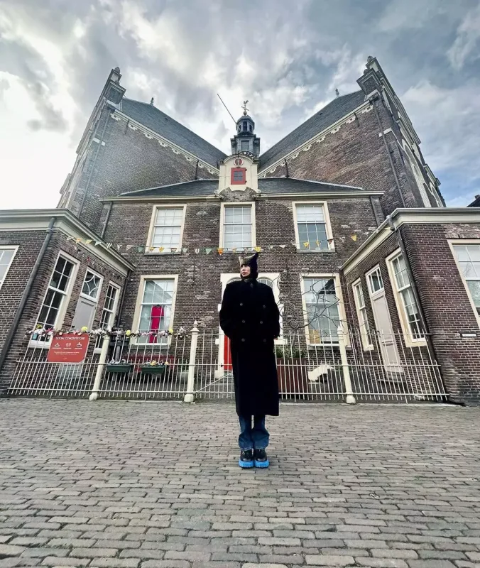 Günayın Amsterdam səyahəti