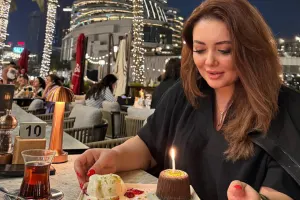 Doğum gününü Dubayda qeyd etdi!