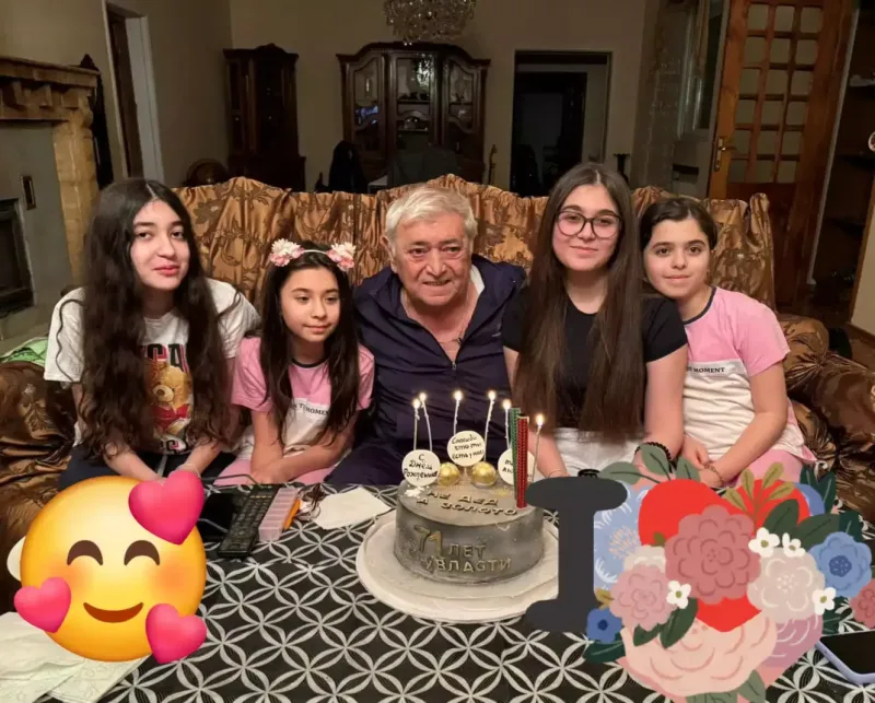 Aqil Abbasa nəvələrindən sürpriz təbrik