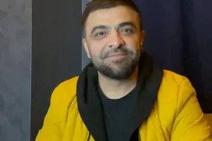 “Bir böyrəyini götürdülər” – Fərda anası haqda