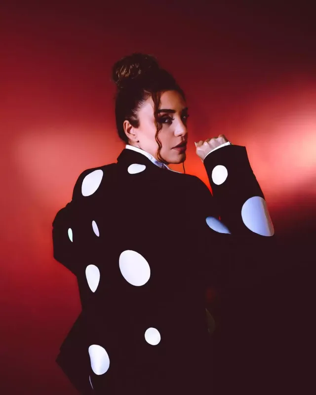 Çinarə “Galatasaray”ın futbolçusu ilə nişanlanıb?