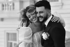 Mərdanla Nəzrinin toy dəvətnaməsi - Foto