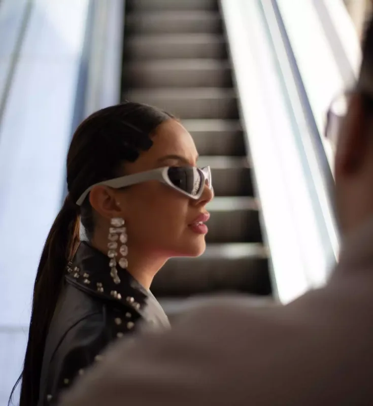 Ayandan fərqli tərz