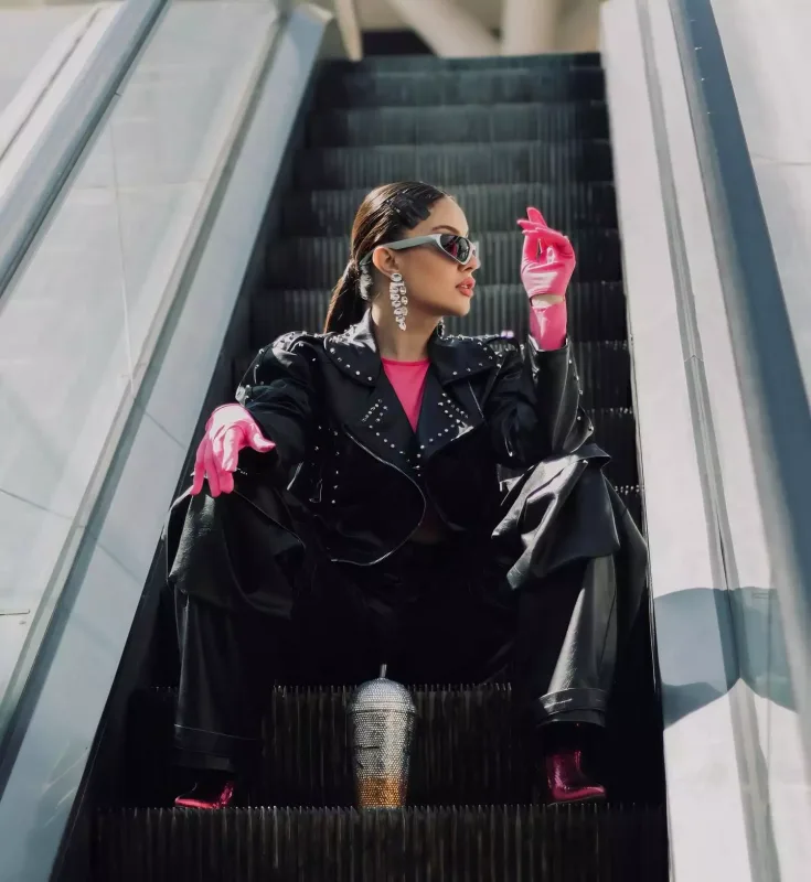 Ayandan fərqli tərz