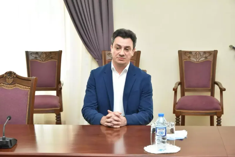 Mədəniyyət naziri vətəndaşları qəbul etdi