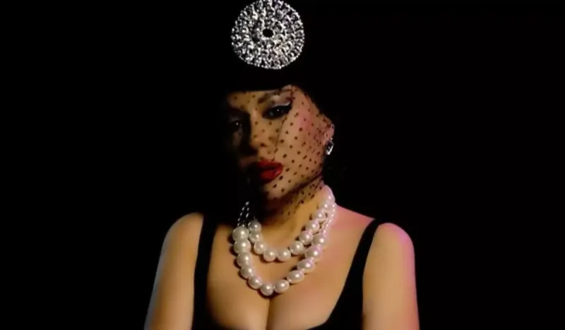 “Gümüşgöl əfsanəsi”nin məşhur səhnəsini oynadı