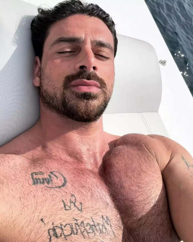 Mikellenin istirahət fotoları