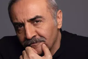 Özündən 25 yaş kiçik “Dilber”i var imiş