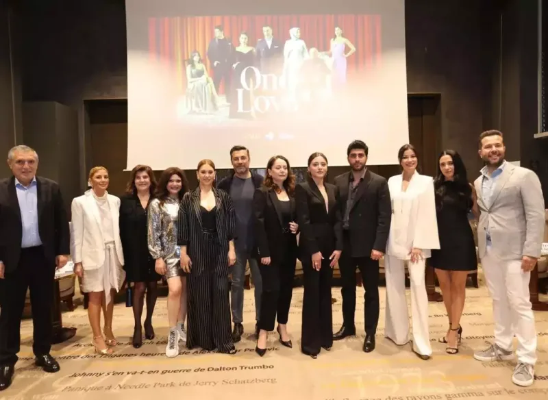 “Kızılcık şerbeti” aktyorları Kann küçələrində